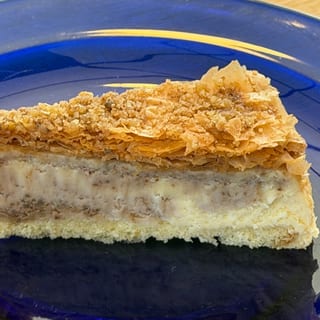 BAKLAVA CHEESECAKE